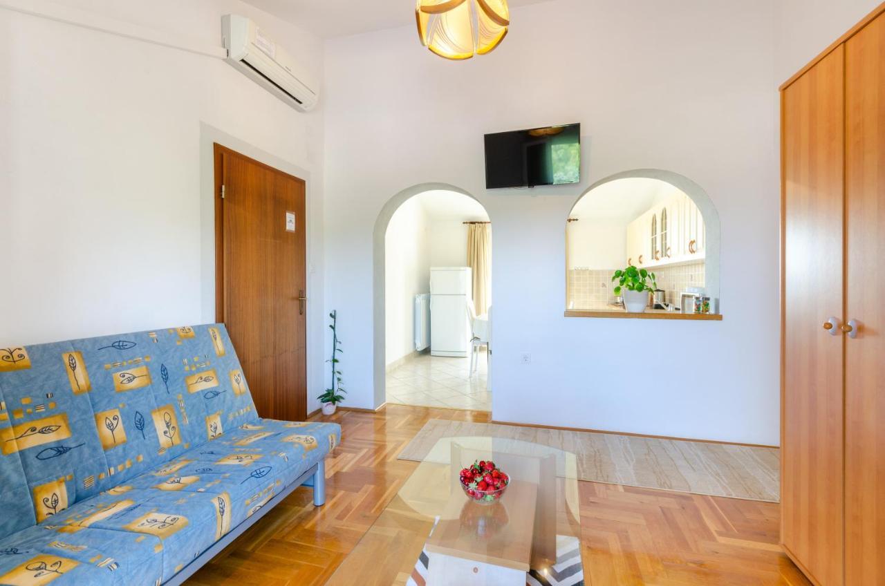 Apartmani Suncica Selce Exterior foto