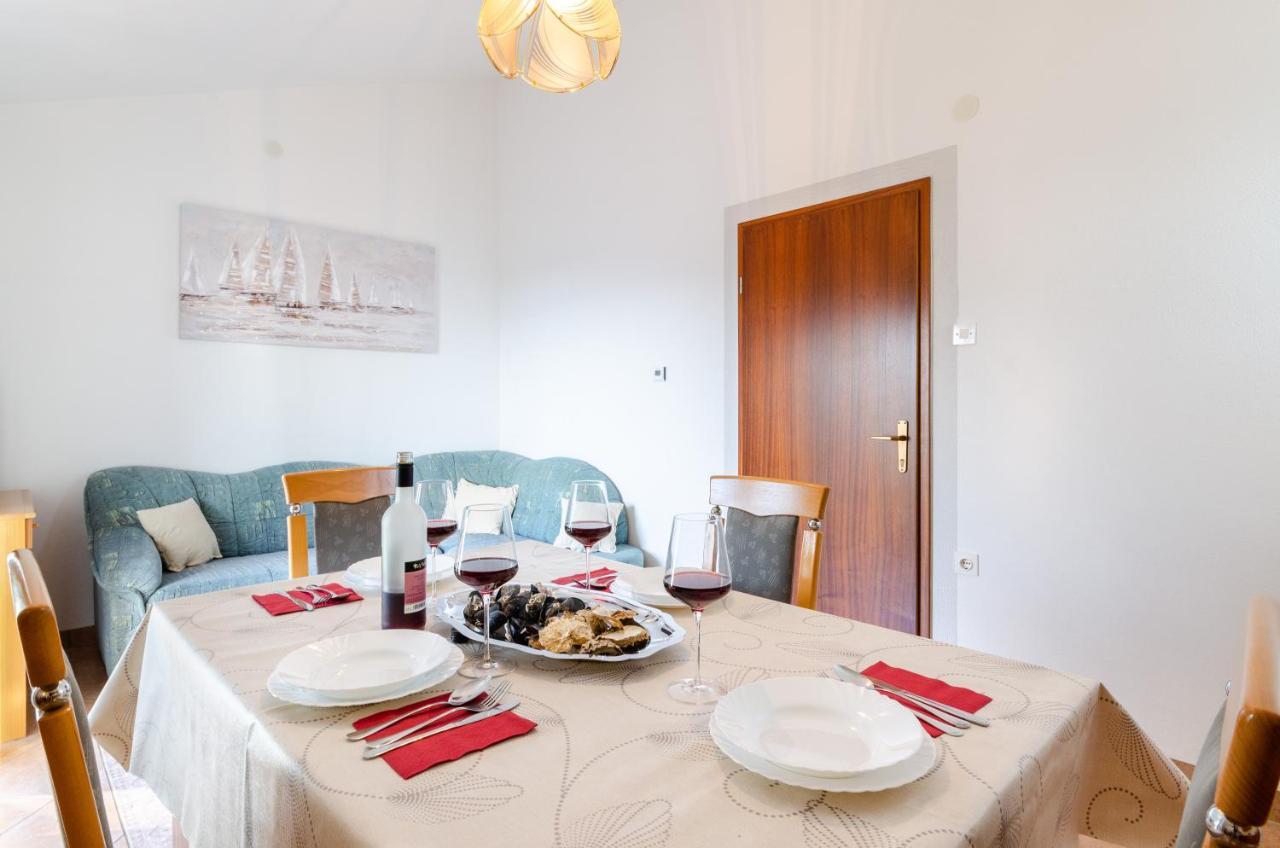 Apartmani Suncica Selce Exterior foto