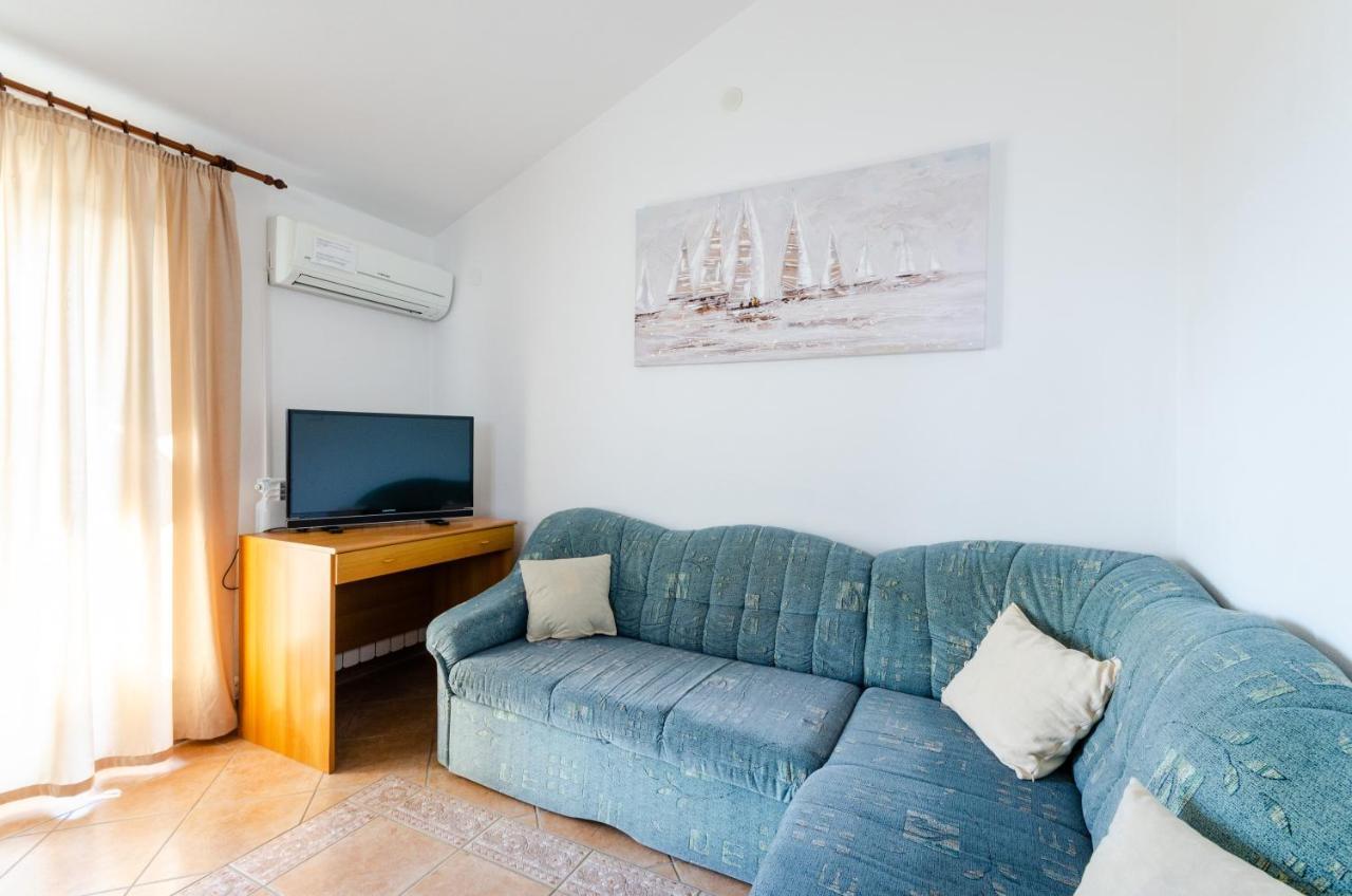 Apartmani Suncica Selce Exterior foto