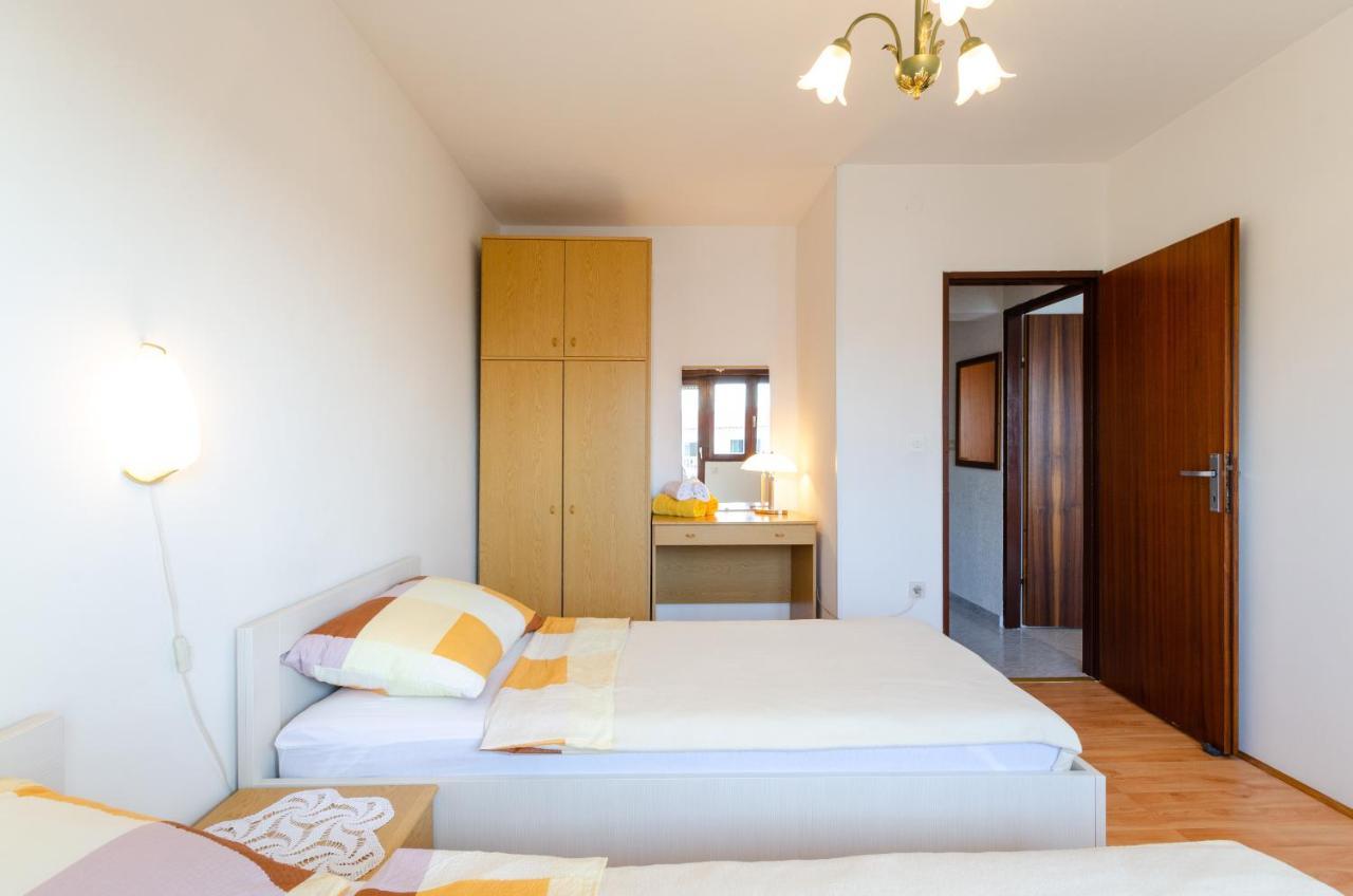 Apartmani Suncica Selce Exterior foto